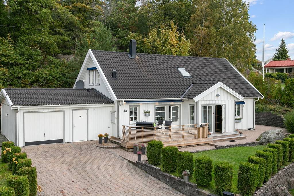 fasadmalning trahus byte ytterpanel gerrebacka hisings karra goteborg.jpg
